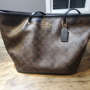 Coach purse